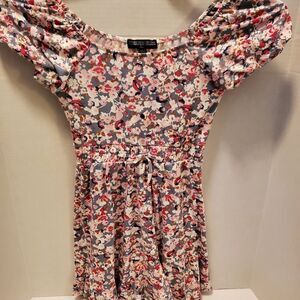Adorable little girls size medium dress